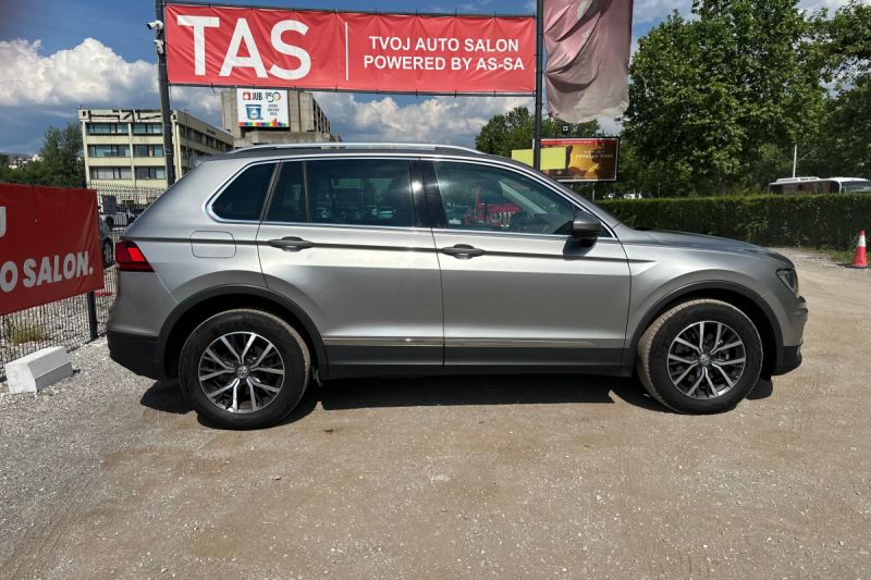 VOLKSWAGEN TIGUAN 2.0 TDI DSG 4MOTION (4X4) 110KW NAVI slika 2