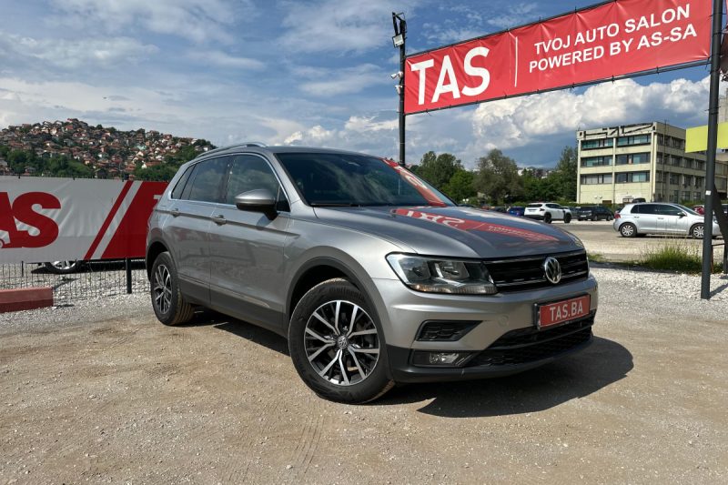 VOLKSWAGEN TIGUAN 2.0 TDI DSG 4MOTION (4X4) 110KW NAVI slika 19