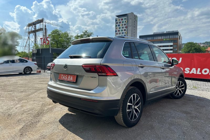 VOLKSWAGEN TIGUAN 2.0 TDI DSG 4MOTION (4X4) 110KW NAVI slika 24