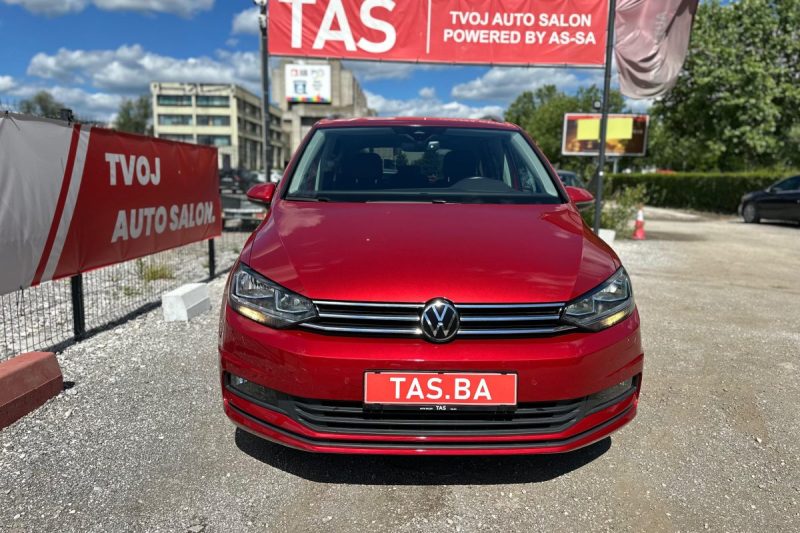 VOLKSWAGEN TOURAN 2.0 TDI DSG COMFORTLINE 150KS VIRTUAL, FACELIFT slika 29