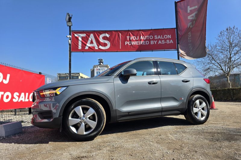 VOLVO XC40 2.0 D3 AWD 4X4 GEARTRONIC FULL-LED MOMENTUM VIRTUAL KAMERA